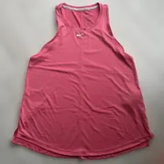 未使用Nike Dri-FIT ピンク タンクトップ