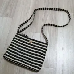 Item thumbnail for item 6d6416c7-88c6-4e70-b19b-cb7132875e61