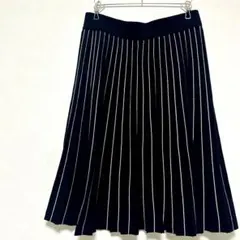 anysis オンワード樫山ネイビー プリーツスカート Ｗ65〜69 サイズ3