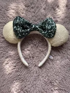 ディズニー カチューシャ 白 緑 スパンコール