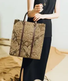 Item thumbnail for item ab8df03a-cd63-4f6d-9f13-fc30bfc41622