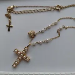 パールのクロス　ゴールドネックレス