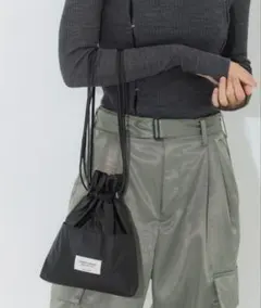 beautiful people 2WAY レザー巾着バッグ ブラック