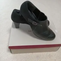 BARCLAY ブラック レザー ブーティ