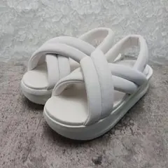 美品✨NIKEナイキ✨エア マックス アイラ サンダル 厚底 ホワイト 24cm