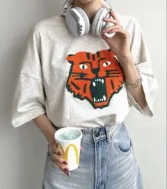 Futier land トラ相良刺繍BIGTシャツのサムネイル