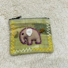 【タイ土産】像刺繍　布製　小型ポーチ　コインケース　小物入れ　ハンドメイド