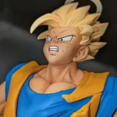 ドラゴンボールサイヤ人孫悟空フリーザ編ガレージキット台座付き