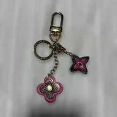 COACH 桜 レザー チャーム ピンク系 y2k - メルカリ