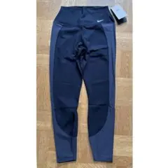 【新品未使用】ナイキ　レディース　レギンス　スパッツ　黒　M