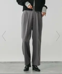 xs ワイドパンツ