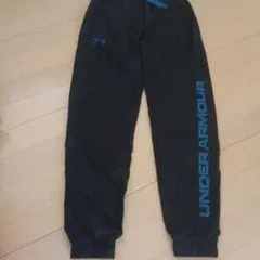 UNDER ARMOUR 黒 パンツ