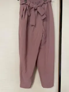 GU ピンク ウエストリボン スラックス
