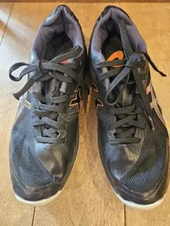 ASICS バレーボールシューズ 黒/オレンジ　24.5センチ
