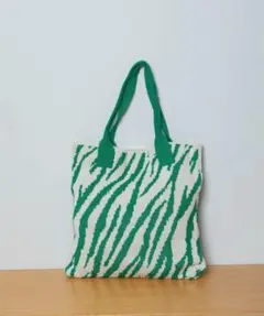 Item thumbnail for item b7c908b7-06ad-491e-9386-adafaf51b60a