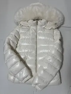 MONCLER ホワイトダウンジャケット