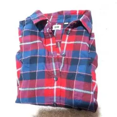 UNIQLO　レディス　Sサイズ 赤と紺のチェック柄長袖シャツ
