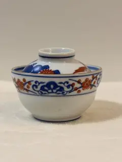 ★有田焼　西山造の蓋付き　小茶碗　　美品