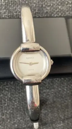2025年最新】バングルウォッチ gucciの人気アイテム - メルカリ