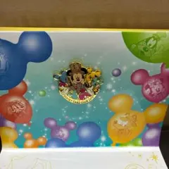 非売品 東京ディズニーリゾート30周年 ザ・ハピネス・イヤー ピンバッジ 未使用