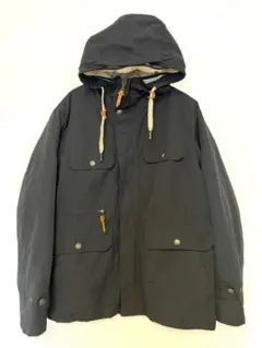 マウンテンパーカー