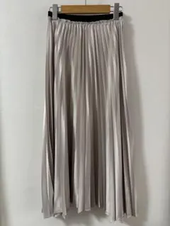 ZARA プリーツロングスカート