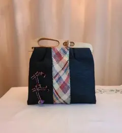 Item thumbnail for item 2e554de1-9f55-4ac5-ab65-e4c051c51cb4