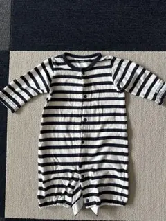 ストライプ柄ロンパース 50-60cm