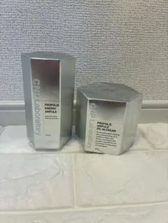 【新品未開封】CNP プロポリス エナジーアンプル ＆ オイルインクリーム 2点のサムネイル