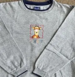 Disney Pooh ティガー 刺繍 グレー スウェット 古着
