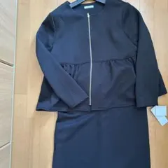 黒ジャケットとスカートのセットアップ　卒業式　入学式　冠婚葬祭　フォーマル