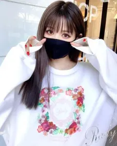 《新品・未使用》リゾートフラワーホテルシリーズトレーナー