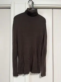 UNIQLO ブラウン タートルネック セーター 長袖