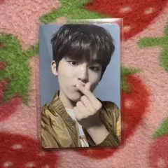 【出回り少】treasure ジョンウ トレカ