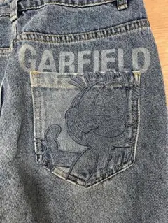 【週末限定価格！！！】d'zzit ガーフィールド刺繍デニムパンツ