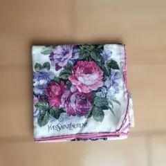 Yves Saint Laurent ハンカチ 花柄のサムネイル