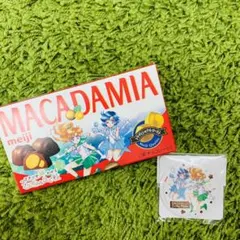 明治　セーラームーン　缶ミラー&チョコレート空箱