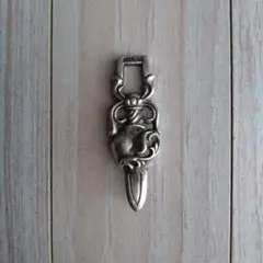 美品　クロムハーツ　ダガーハート　ペンダントトップ