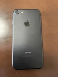 Apple iPhone 7 ブラック ジャンク品（画面ひび割れ）SIM解除済