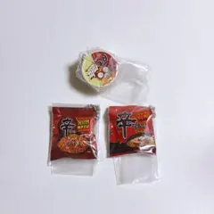 山岡家 地獄の激辛ラーメン 缶バッジ 3個セット、スタンプカード
