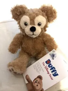 香港ディズニー　肩のせダッフィー