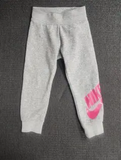 NIKE　スウェットパンツ　生地厚め　95～100cm程　ナイキ　ラメ　キラキラ
