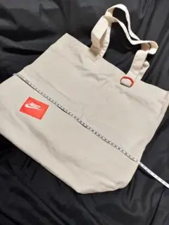 Nike ベージュ トートバッグ キャンバス　大きめ　カバン