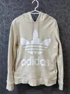 adidas ベージュ パーカー フード付き