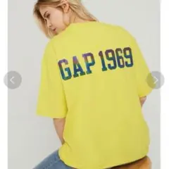 GAPロゴ クルーネックTシャツ イエロー　カジュアル　ユニセックス　差し色のサムネイル
