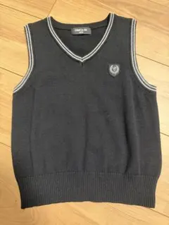 COMME CA ISM 黒 Vネック ベスト 120A