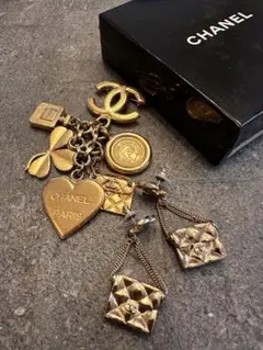 箱あり　CHANEL マトラッセ　ハート　チャームブローチ　ヴィンテージ