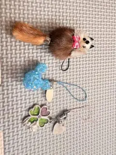 ミッキー　スヌーピー　キーホルダー　ストラップ