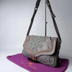 【希少】エトロ　ETRO　ショルダー　レザー　ロープ刺繍　ワンショルダーのサムネイル