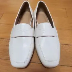 SENSE OF PLACE ローファー ホワイトのサムネイル